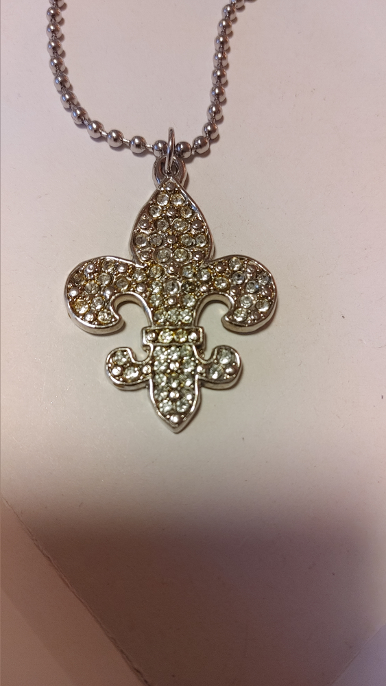 Sparkly Fleur-de-lis Pendant Necklace - photo 3