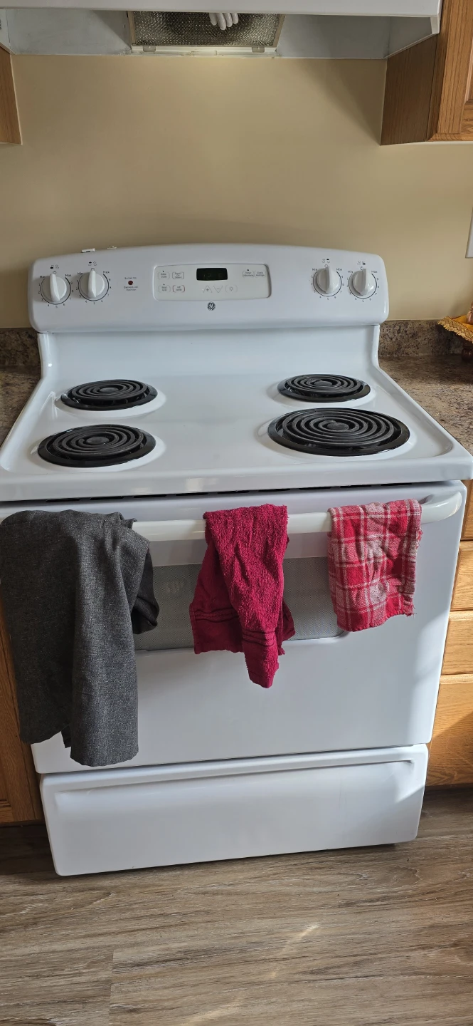 White GE Electric Coil Top Stove