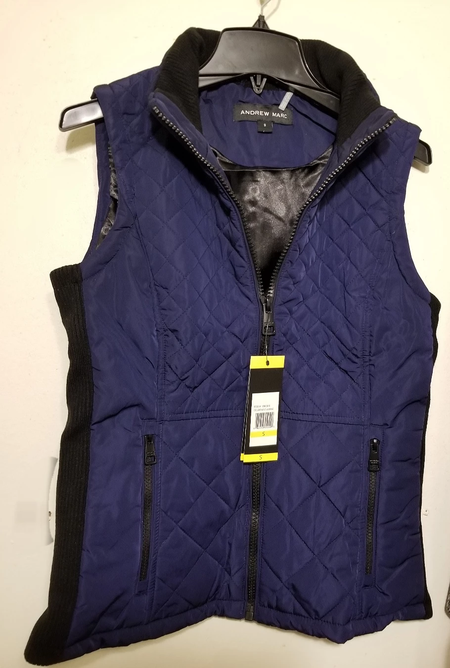 NWT Andrew Marc Women's Navy Quilted Vest🏆 - photo 2