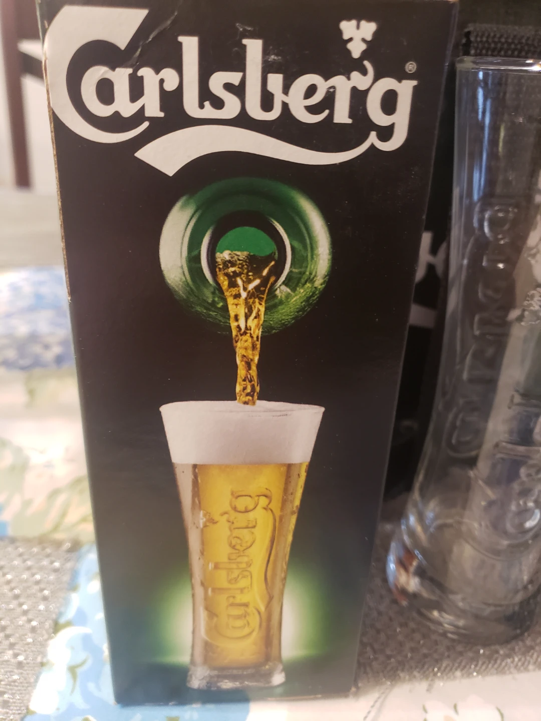 Carlsberg Beer Glasses (4 Pack) with Cooler Bag - photo 5