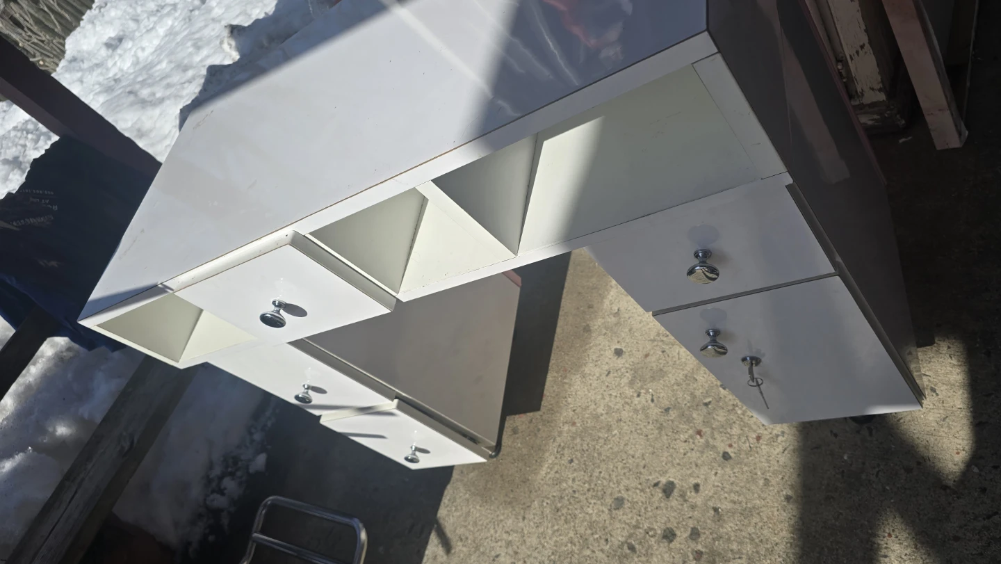 White Vanity Desk with Pink Upholstered Accents - photo 2