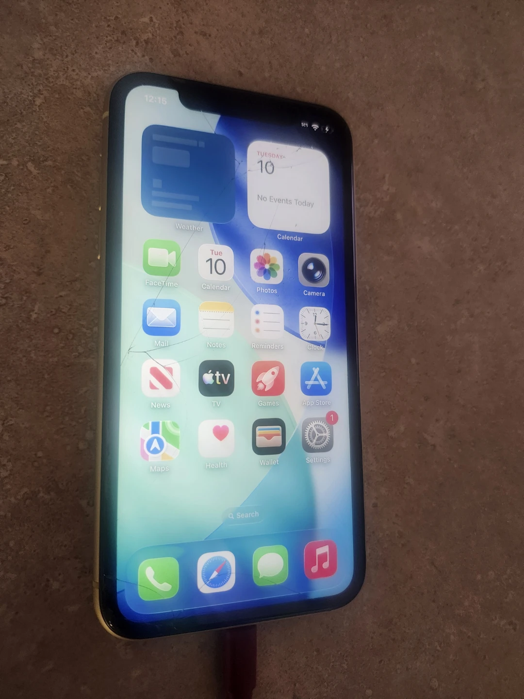 Apple iPhone 11 - Yellow