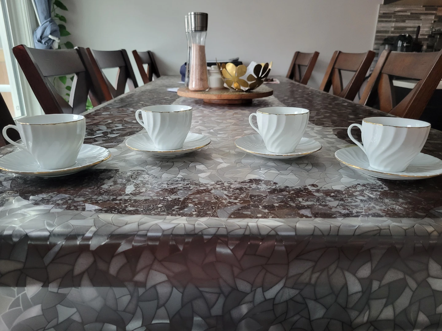 Tea Cup and Saucer Set with Plates