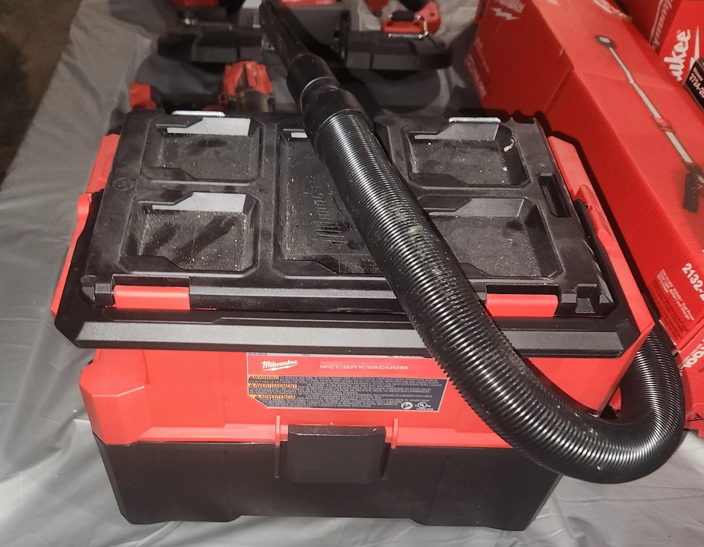 Milwaukee M18 Wet/Dry Vacuum