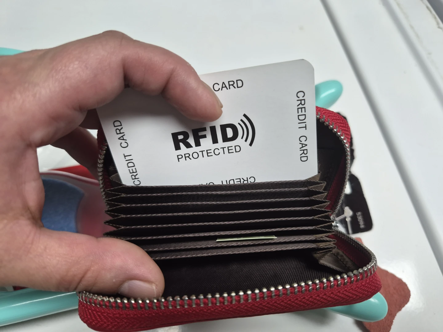 Red Hummingbird Wallet RFID PROTECTED - photo 3