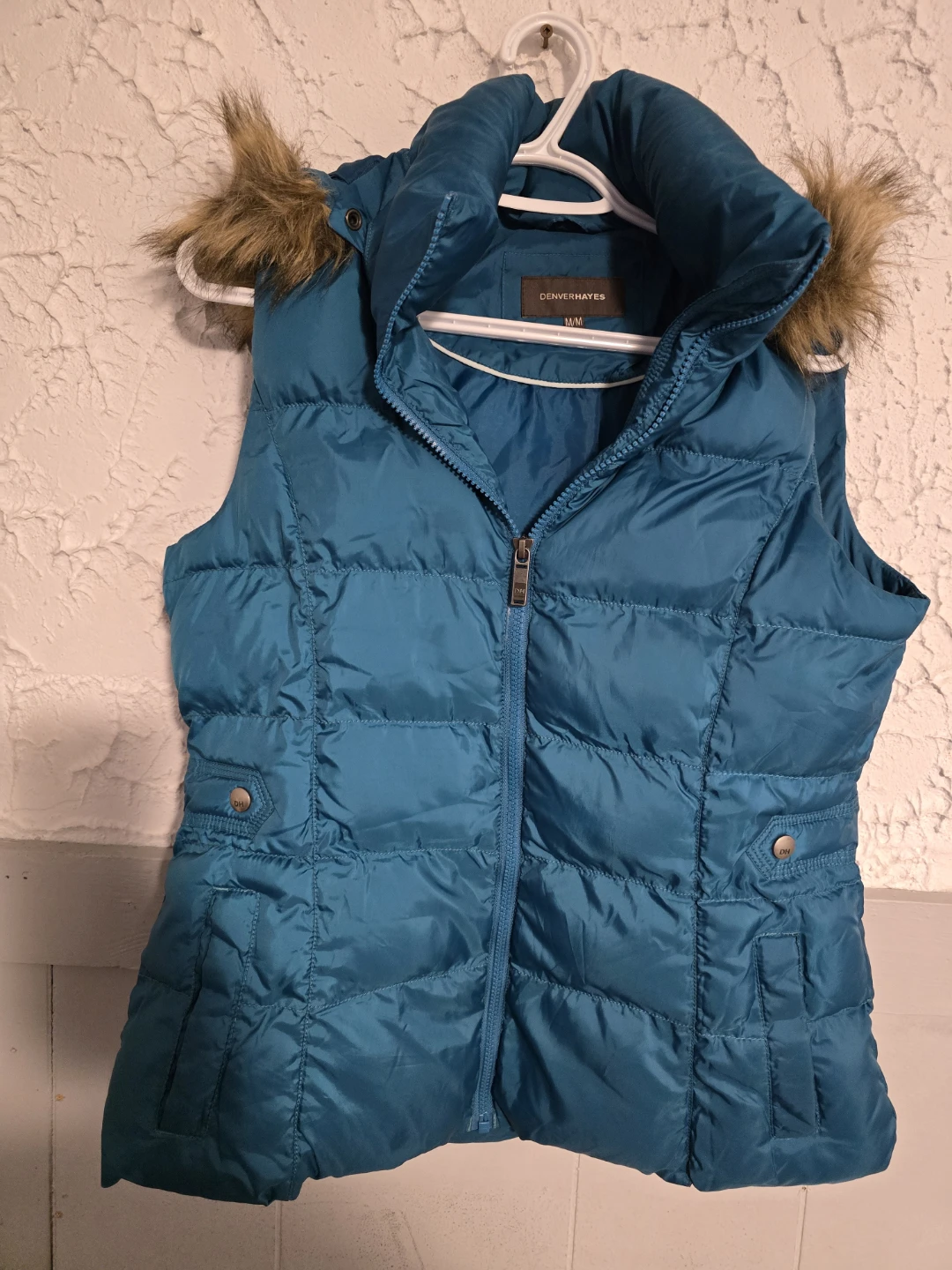 Denver Hayes Puffer Vest with Faux Fur Hood Size M