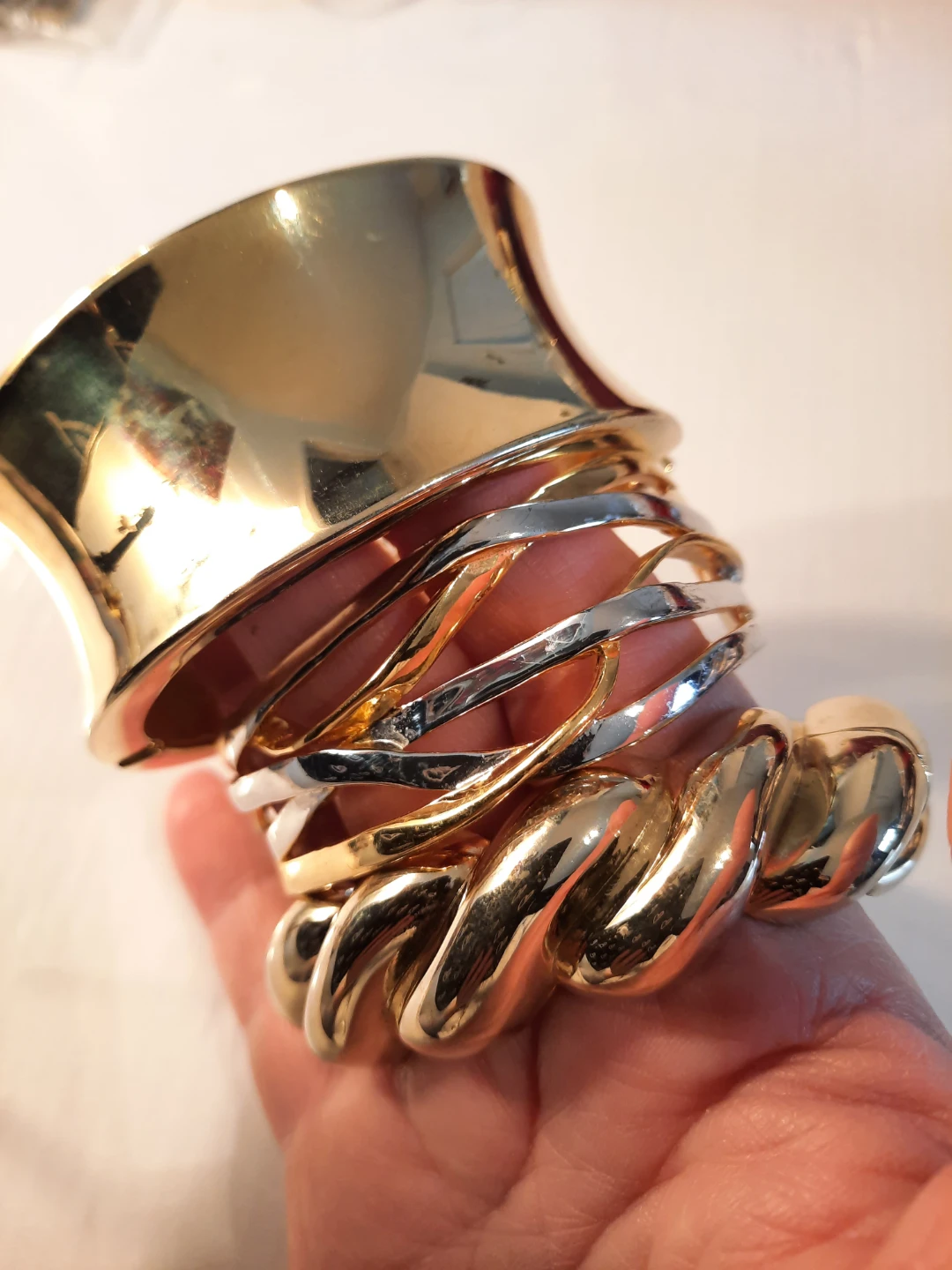 Set of 3 Gold Tone Statement Bracelets - photo 3