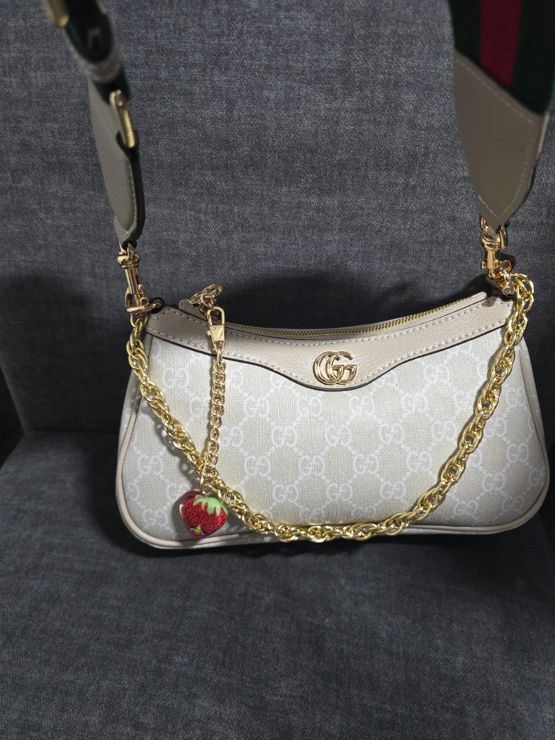 Classy Marmont Small Shoulder Bag - photo 4