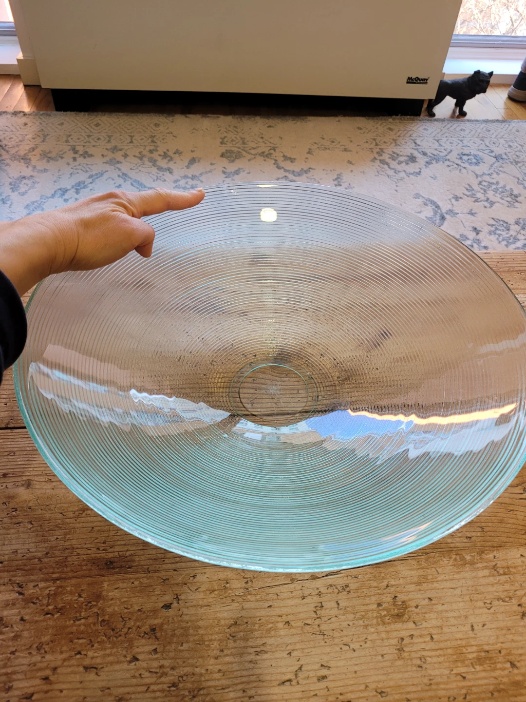 Large Clear Glass Serving Bowl with small nick - photo 4