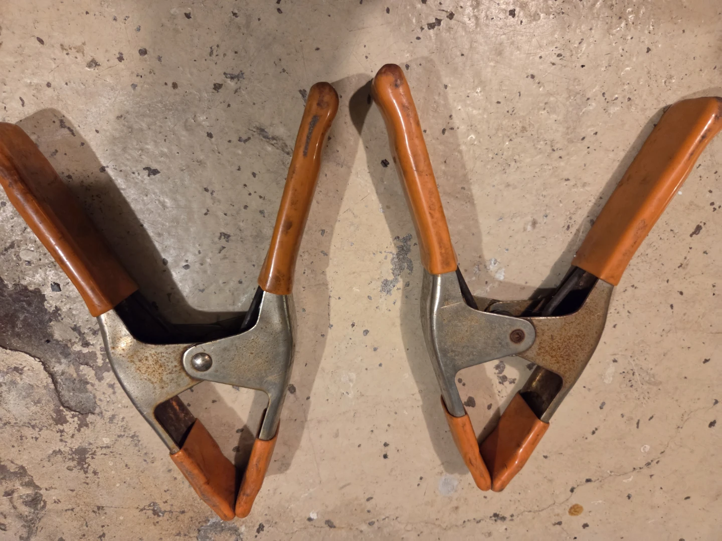 STRONG CLAMPS - photo 2