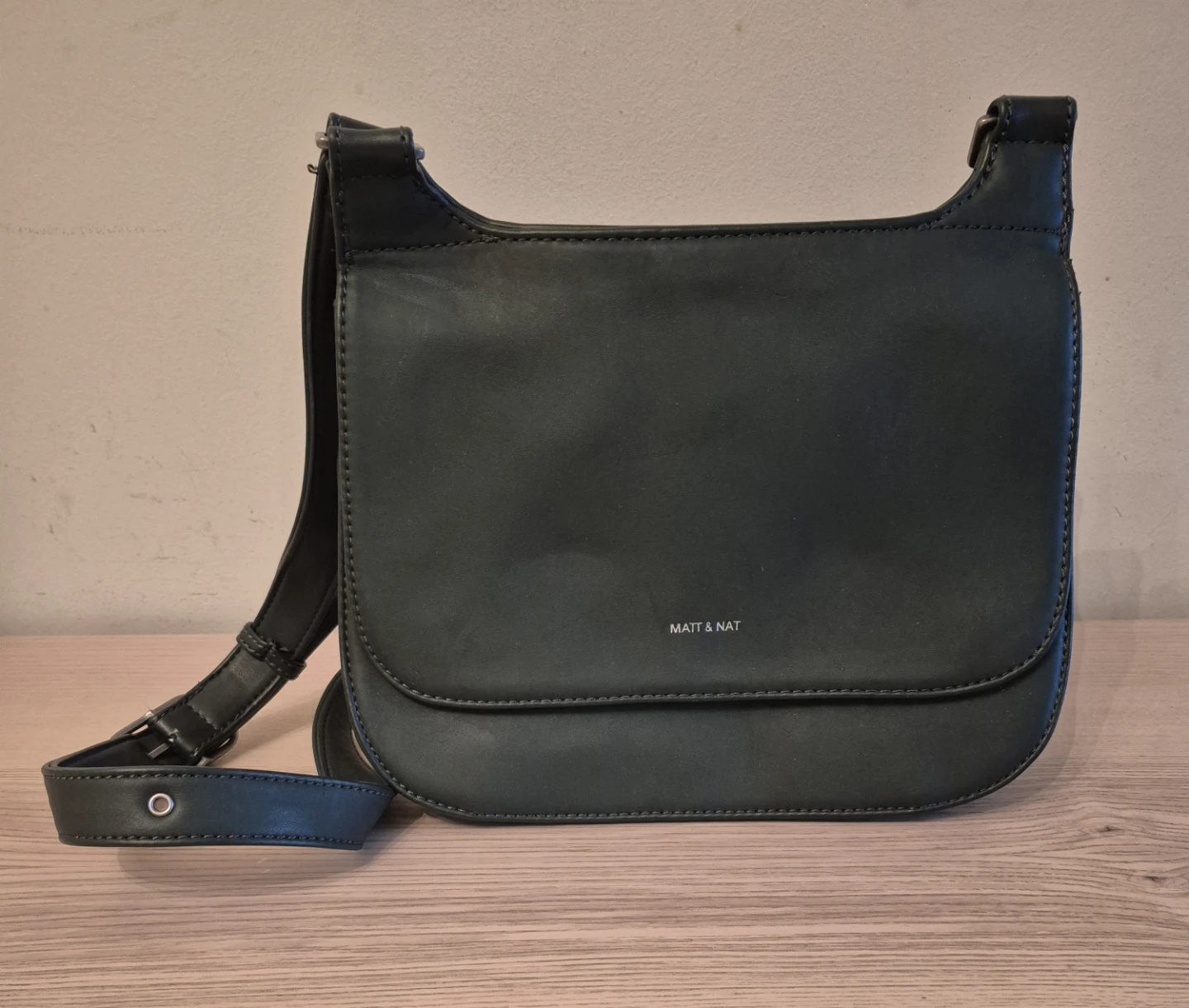Matt & Nat Dark Green Shoulder Bag