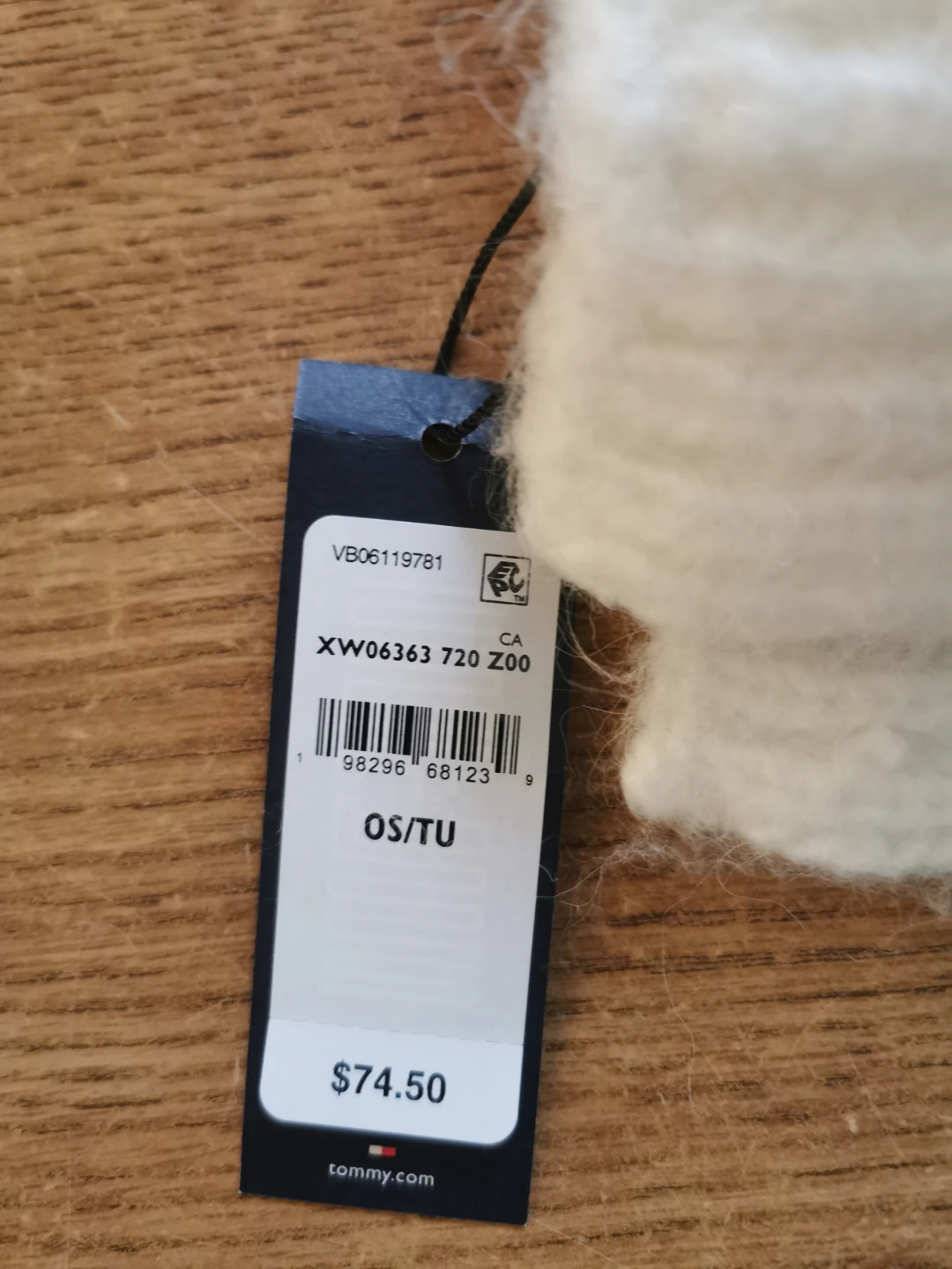 Tommy Hilfiger Scarf - Brand New - photo 3