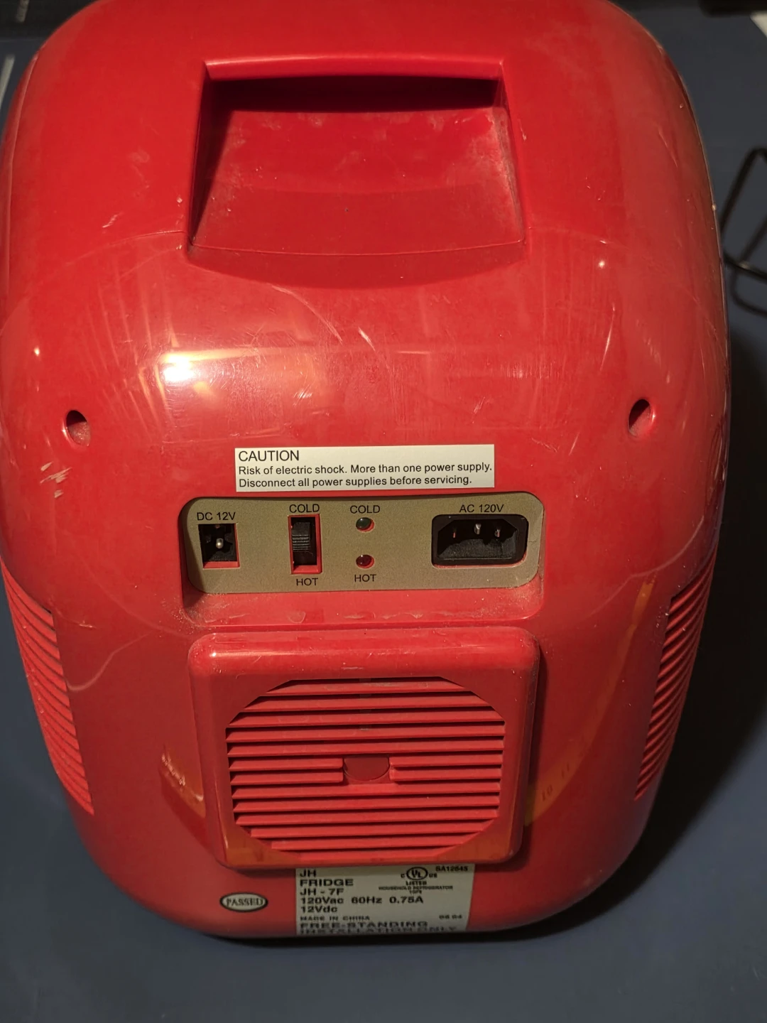 Coca-Cola Mini Fridge - photo 3