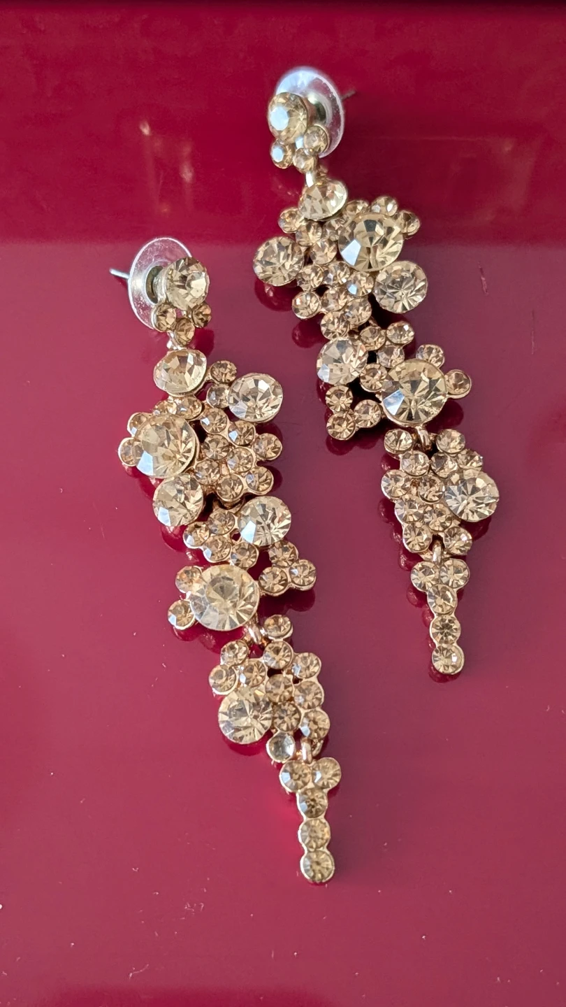 Assorted Earrings and Bracelet Set - photo 2