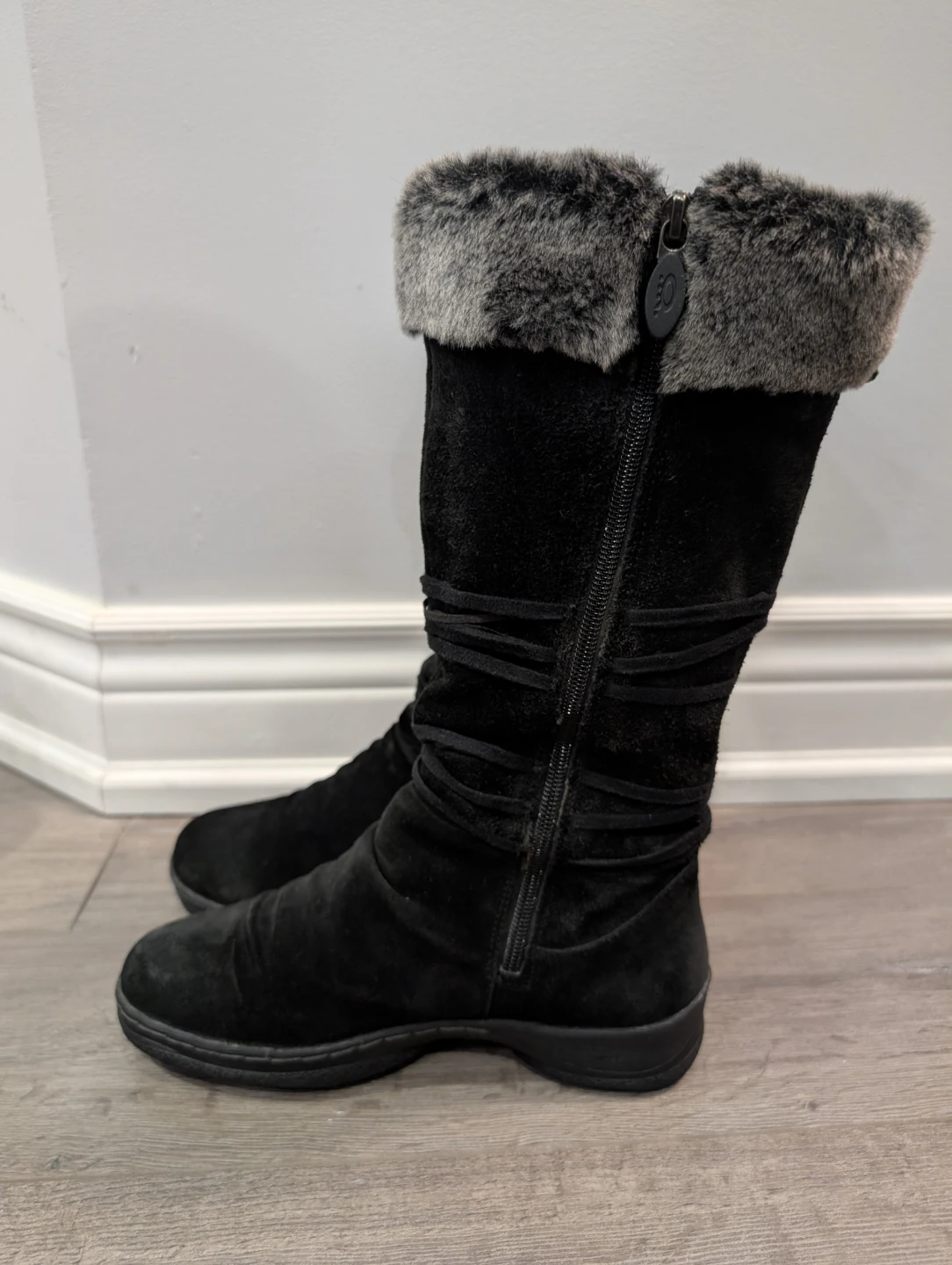 VGUC - Women's Black Suede Leather Winter Boots Size 7.5 - photo 4