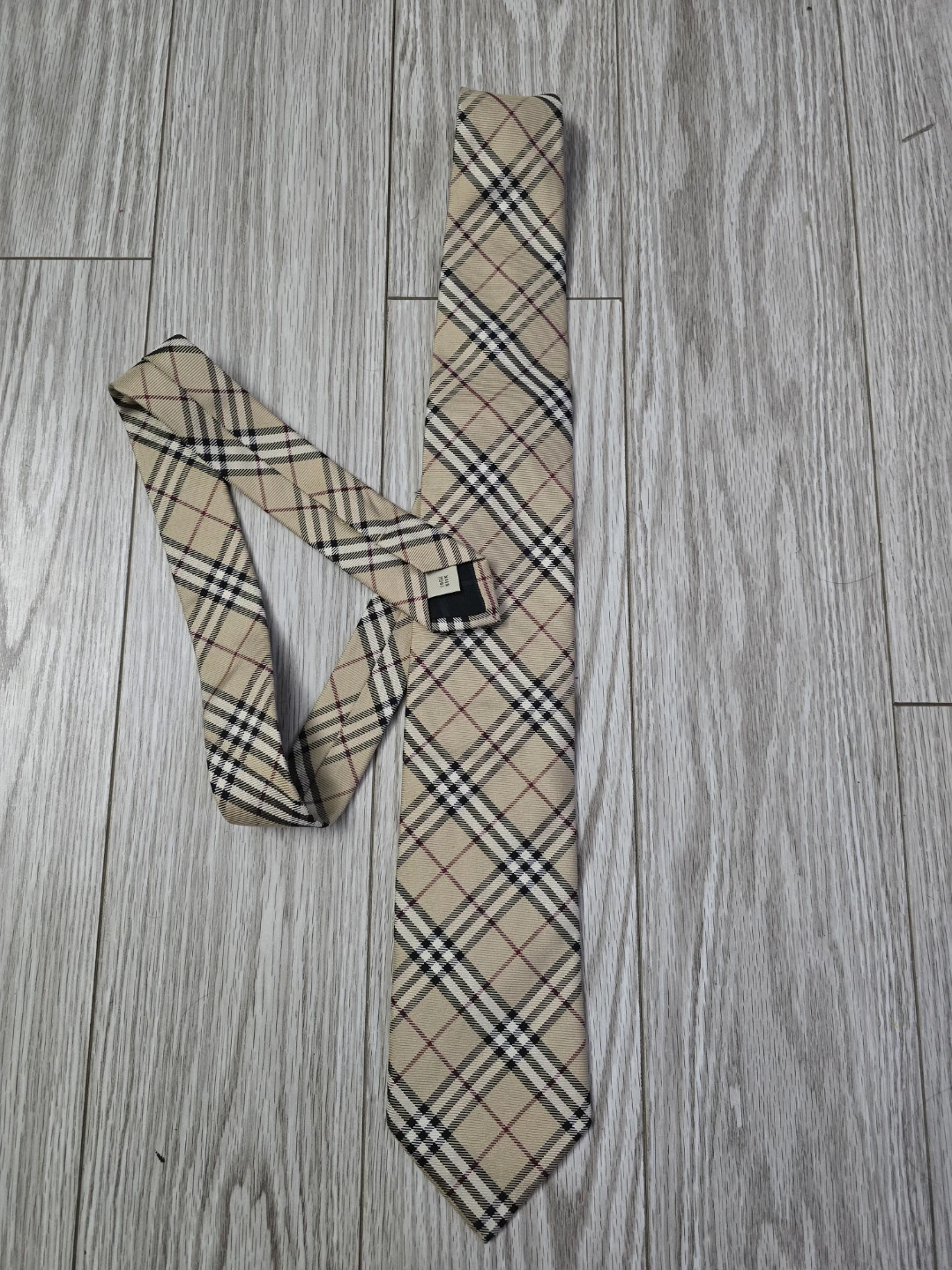 Burberry London 100% Silk Tie - Classic Check