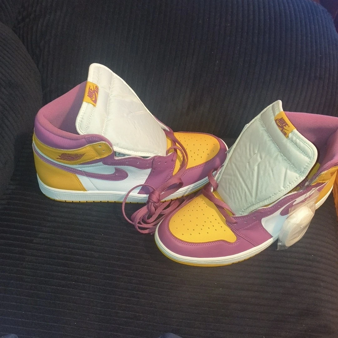 Nike Air Jordan 1 Mid Sneakers - photo 4