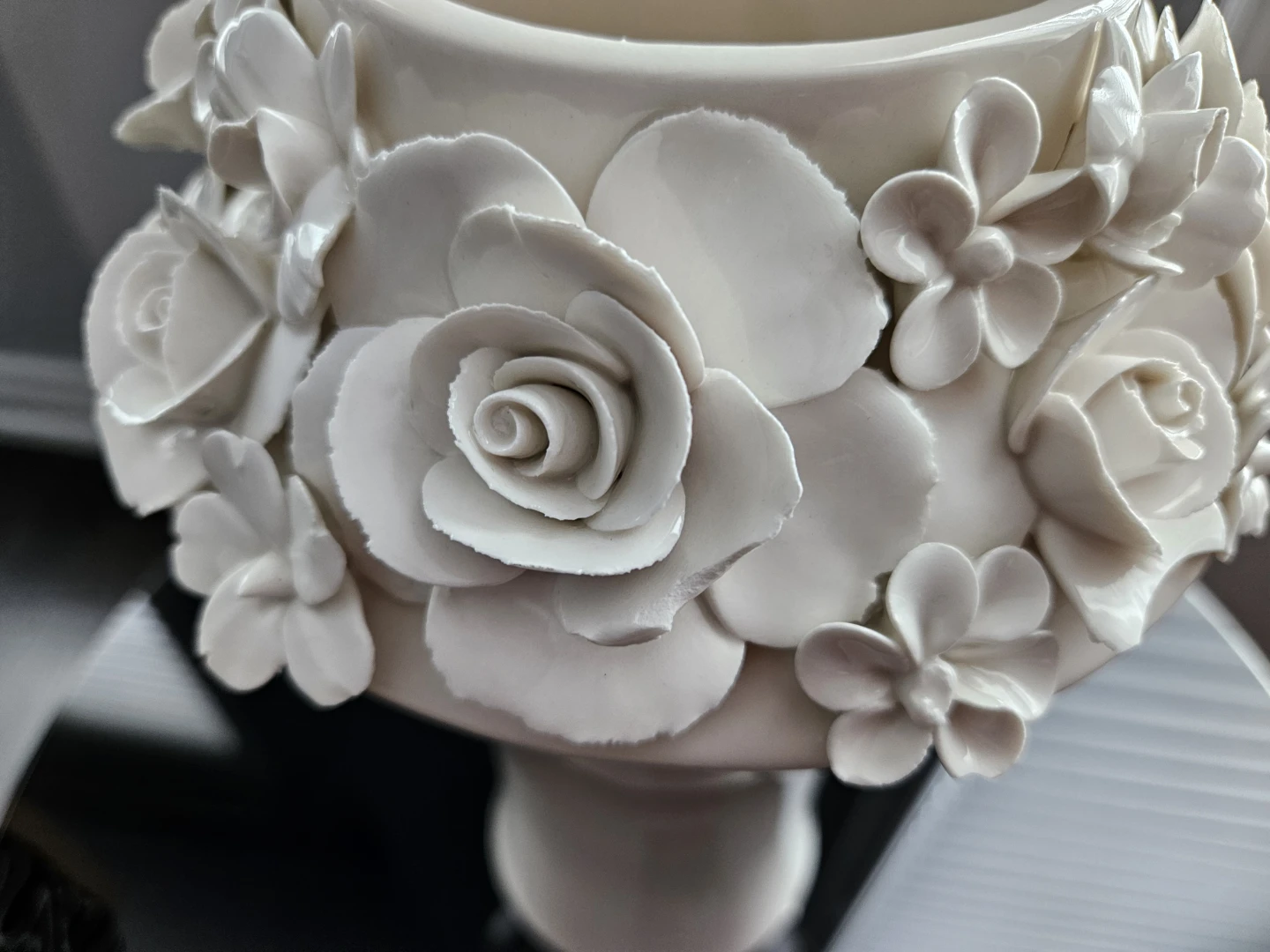 Raised Flower Ceramic Vase - photo 2
