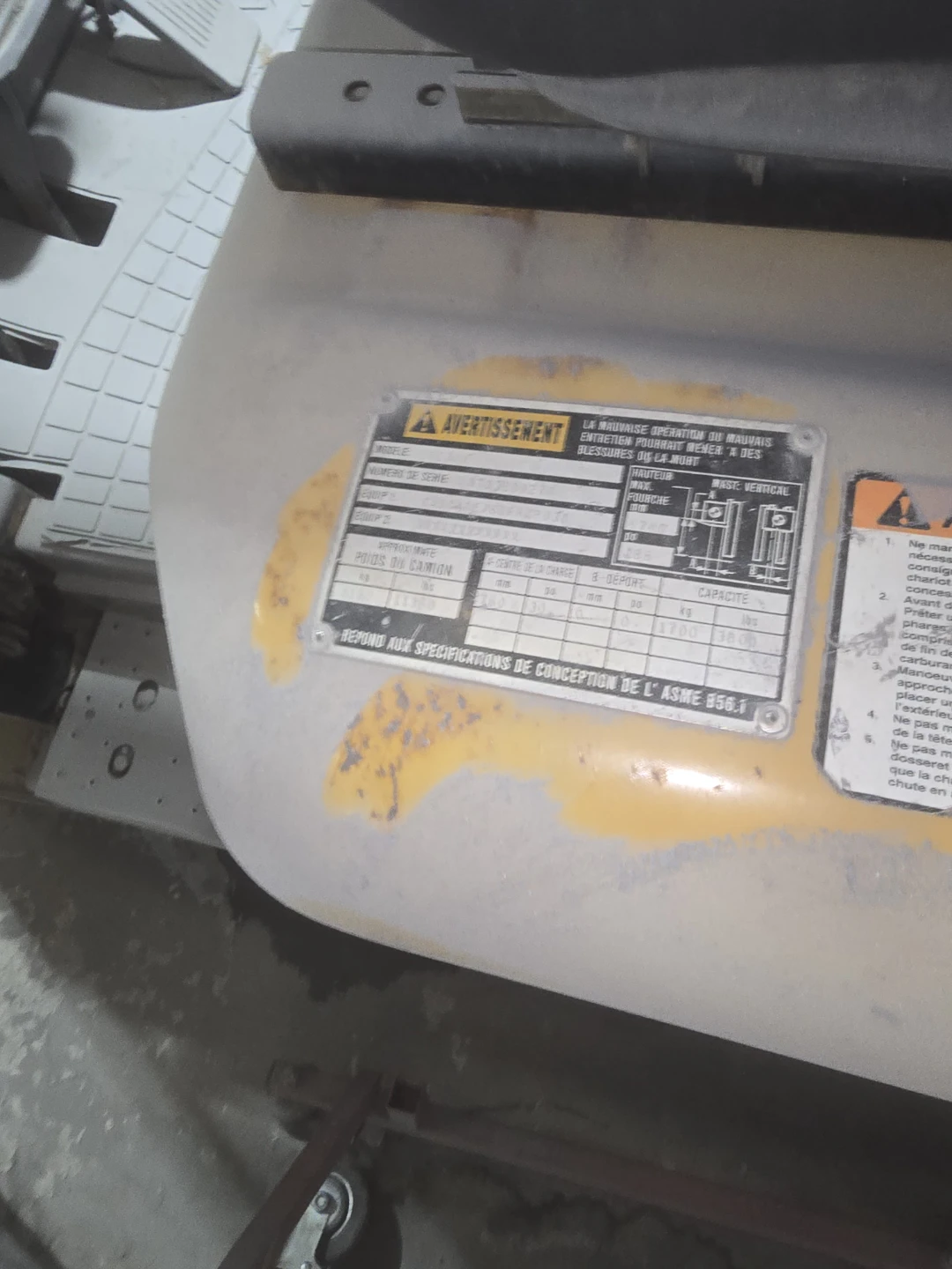 Caterpillar Forklift - photo 4