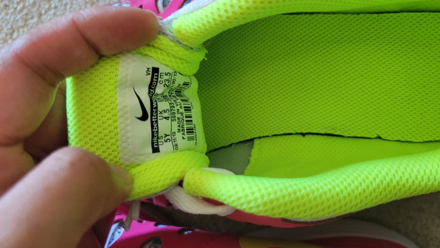 Nike Women's Running Shoes Size 7 & 5Y - photo 4