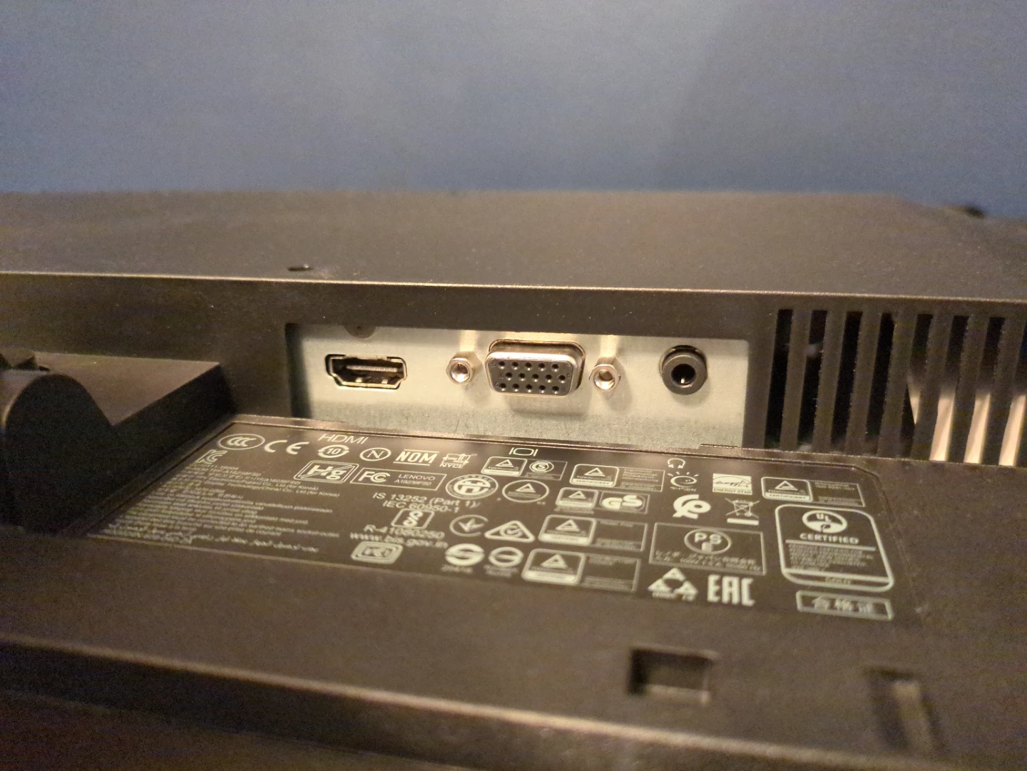 Lenovo ThinkVision S24e-10 Monitor - photo 3