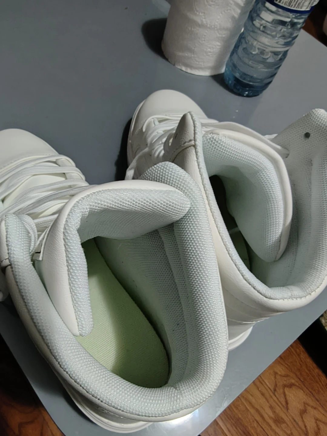 White Sneakers - photo 4
