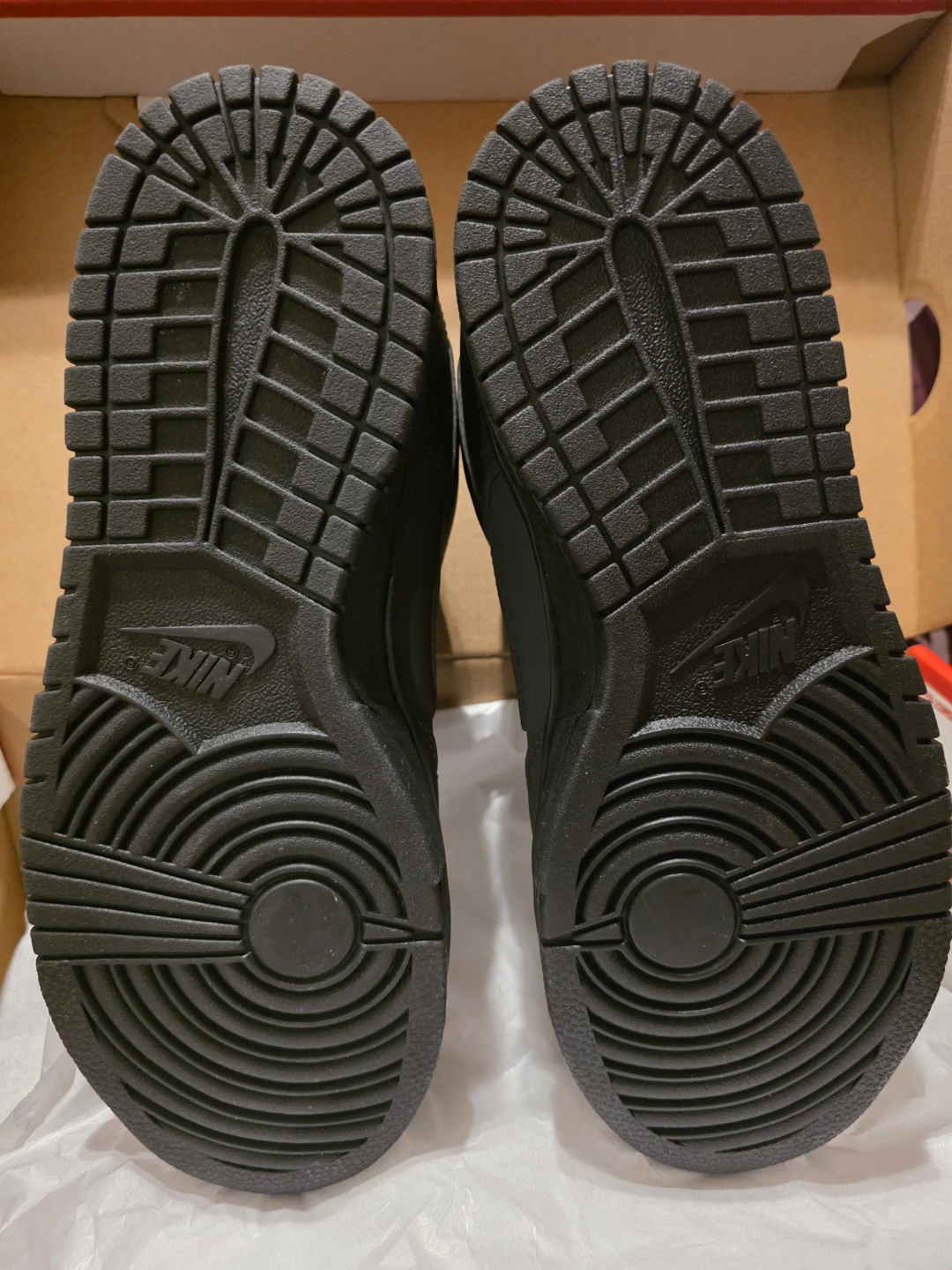 Nike Dunk Low Women's Size 9 Anthracite/Black - photo 4
