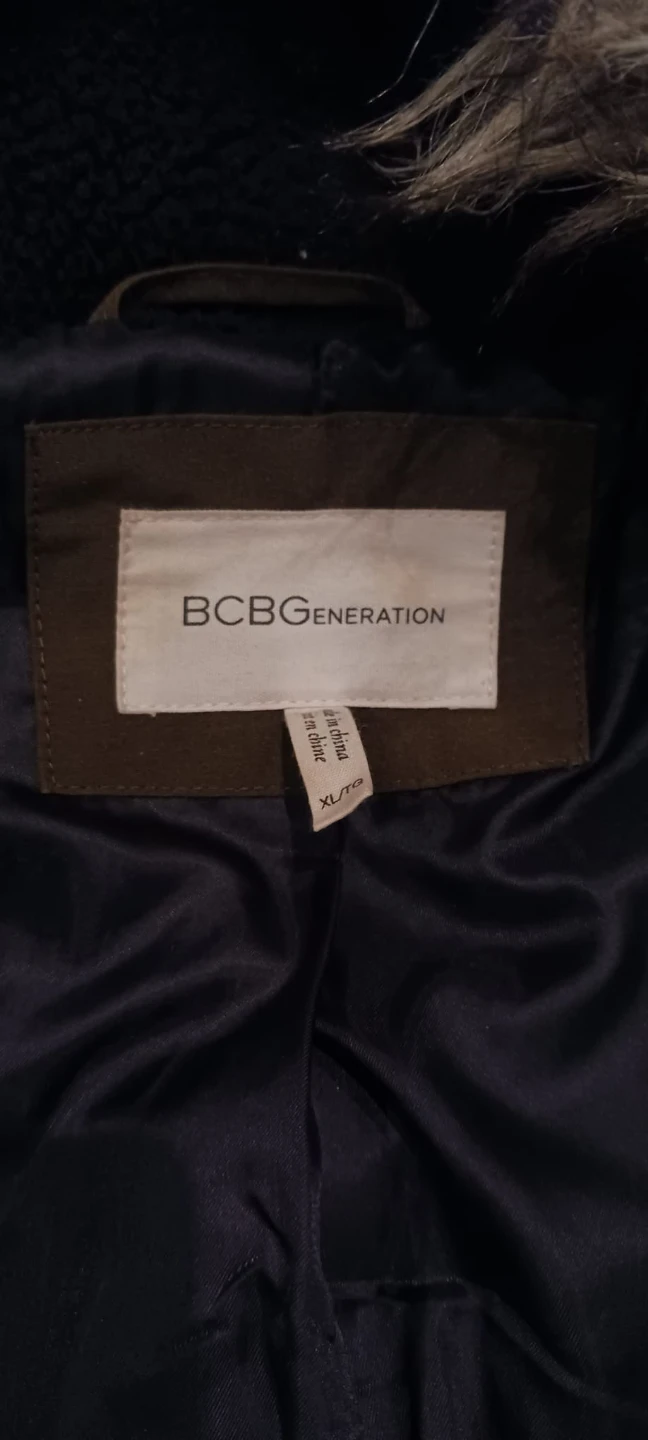 🏆winter BCBGGeneration Women's Puffer Coat with Faux Fur Hood - photo 5