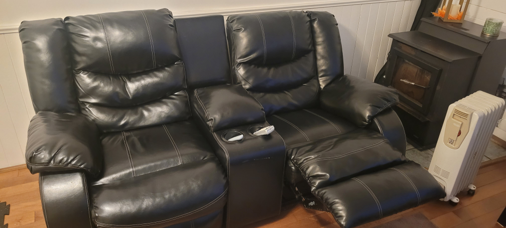 Black Faux Leather sofa Recliner+ Cup Holders/ Storage Console - photo 3