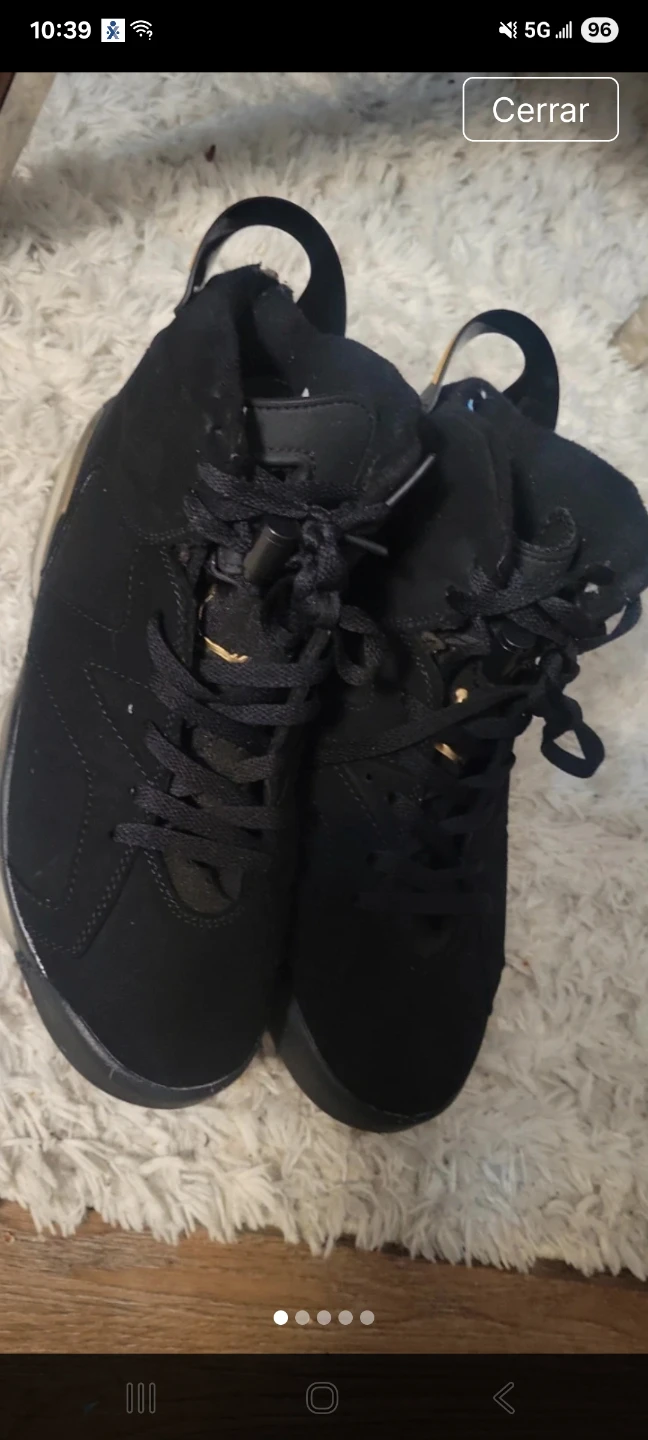Air Jordan 6 Retro Black Sneakers