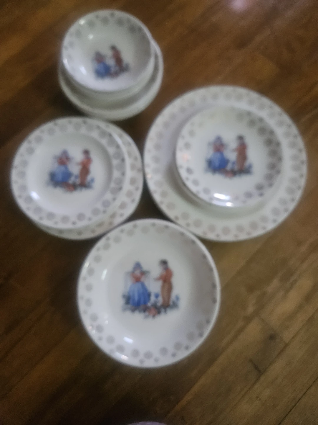 VTG  Dutch Boy&Girl  29  Dinner Plate Shape by Century Salem - photo 2