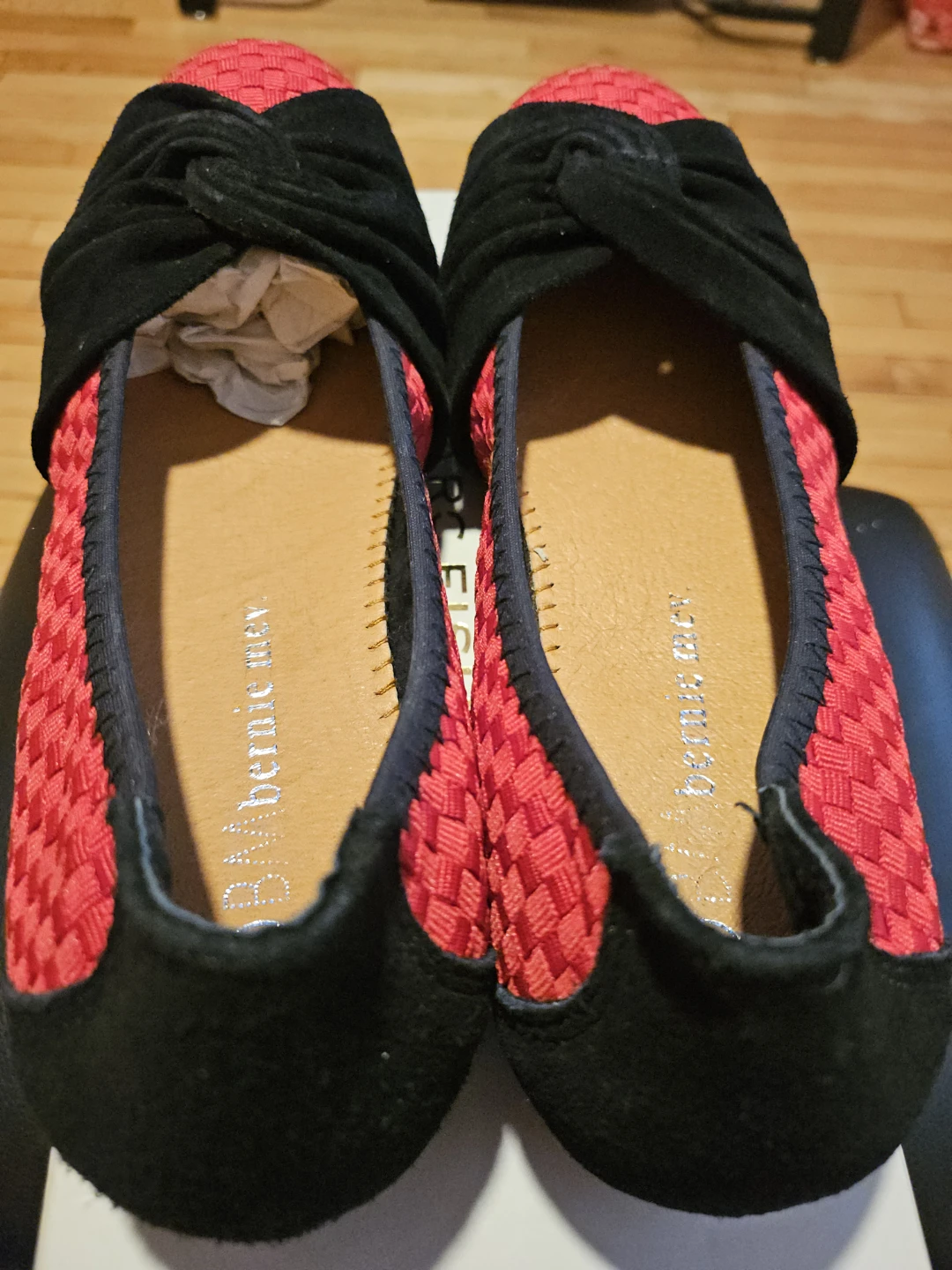Bernie Mev Women's Red Black Woven Ballet Flats - photo 2