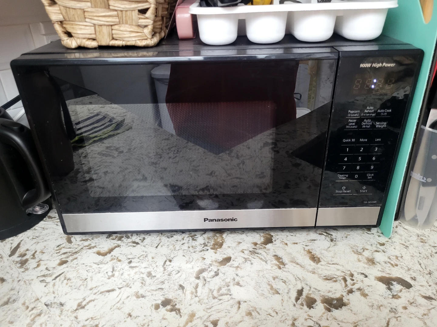 Panasonic Microwave 900W High Power - photo 2