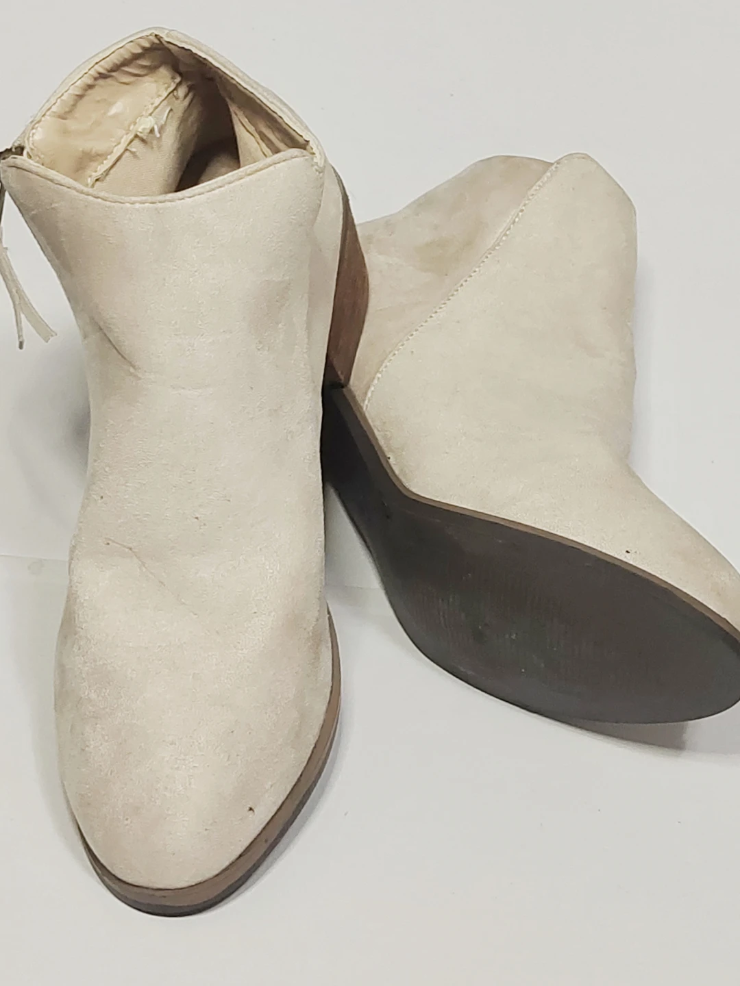 Ardene Beige Suede Ankle Boots - photo 3
