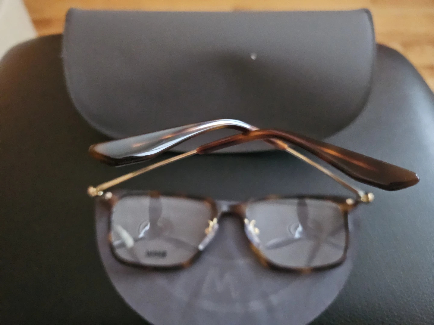 BMW Tortoiseshell Eyeglasses with Case and Cloth - photo 4