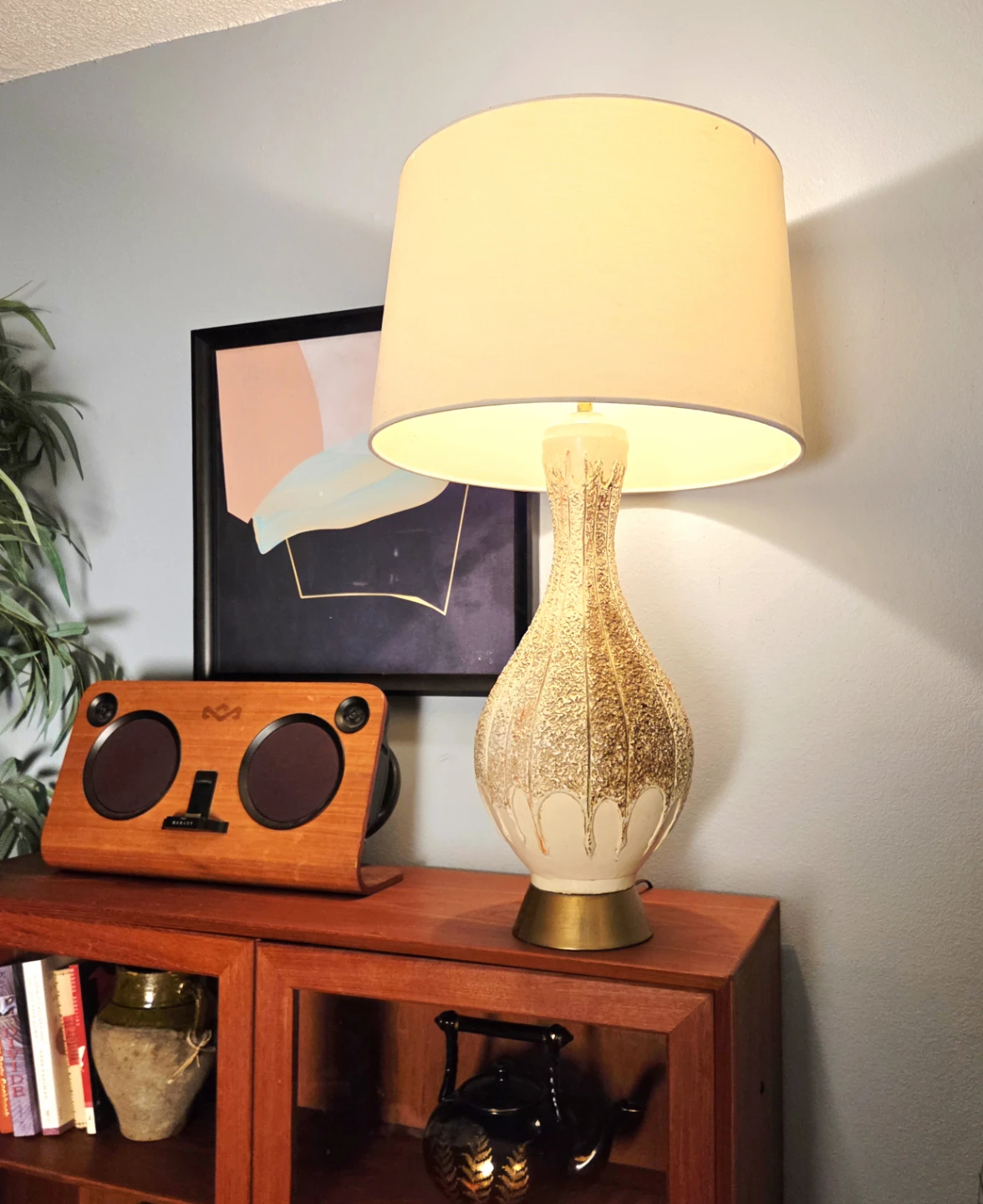 Original MCM Textured Ceramic Table Lamp - photo 2