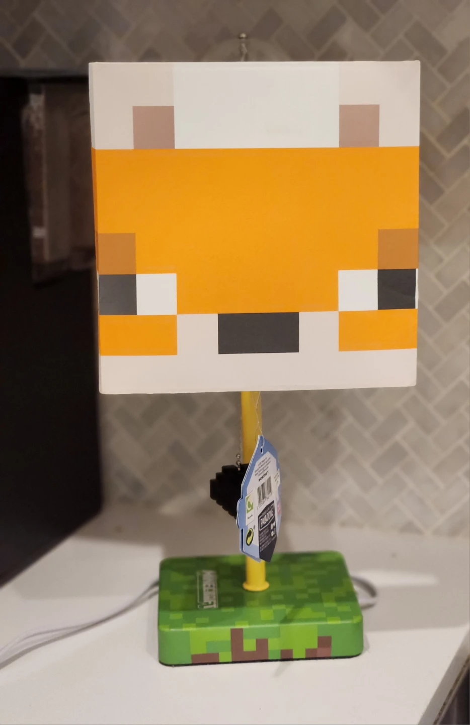 Minecraft Fox Lamp with party lights