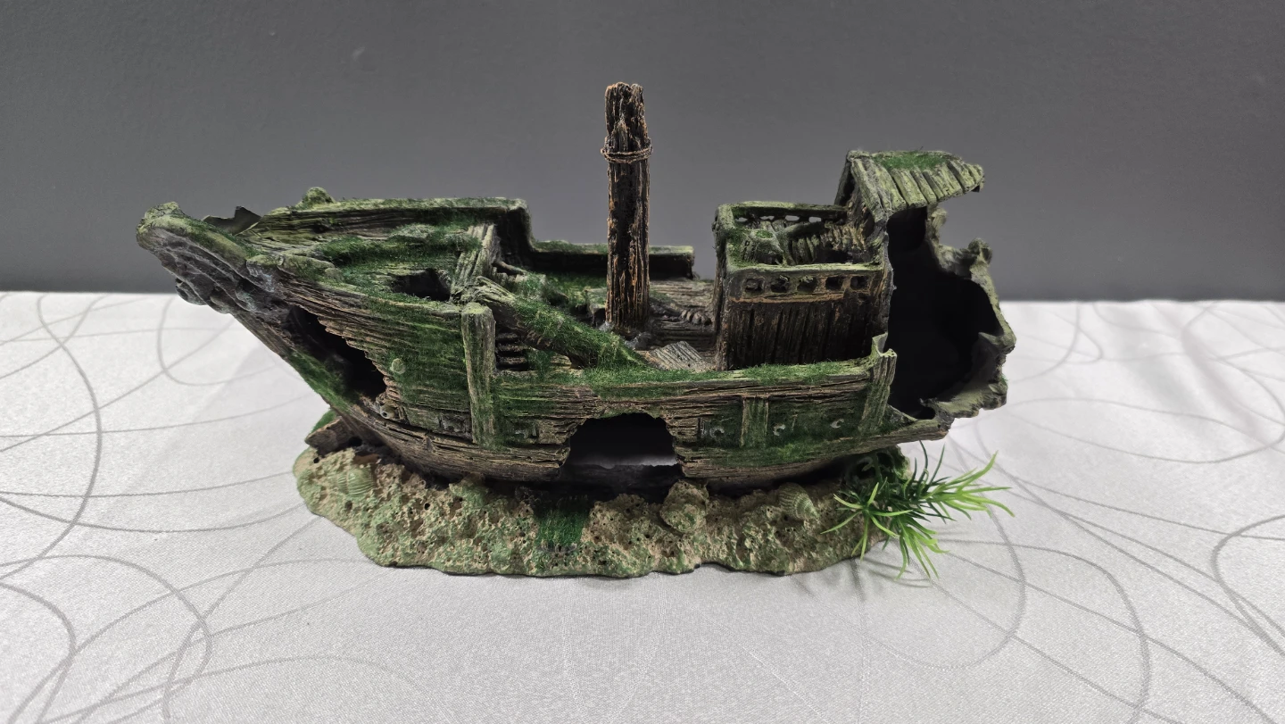 Shipwreck Aquarium Decoration - photo 4