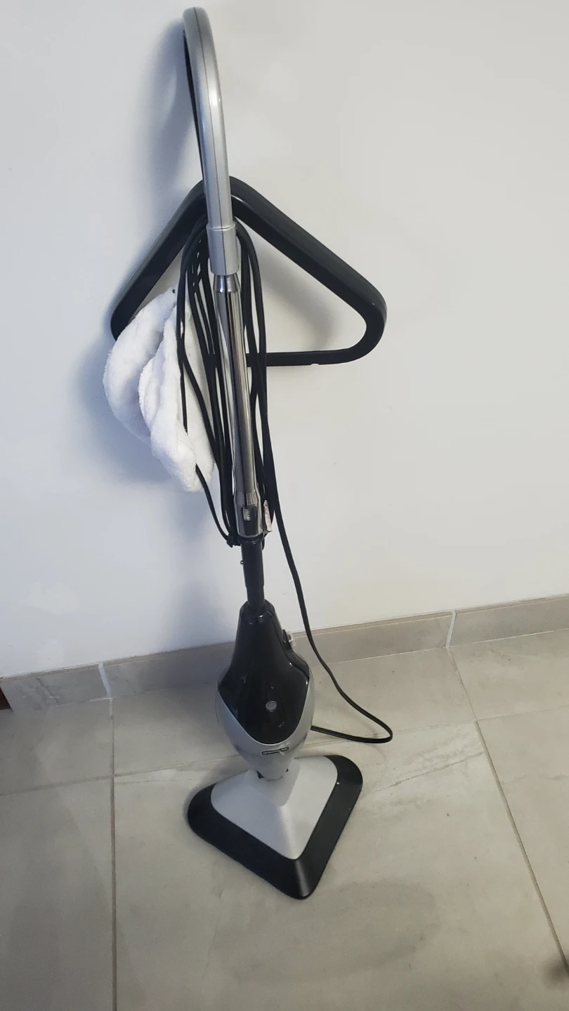 Floor cleaner