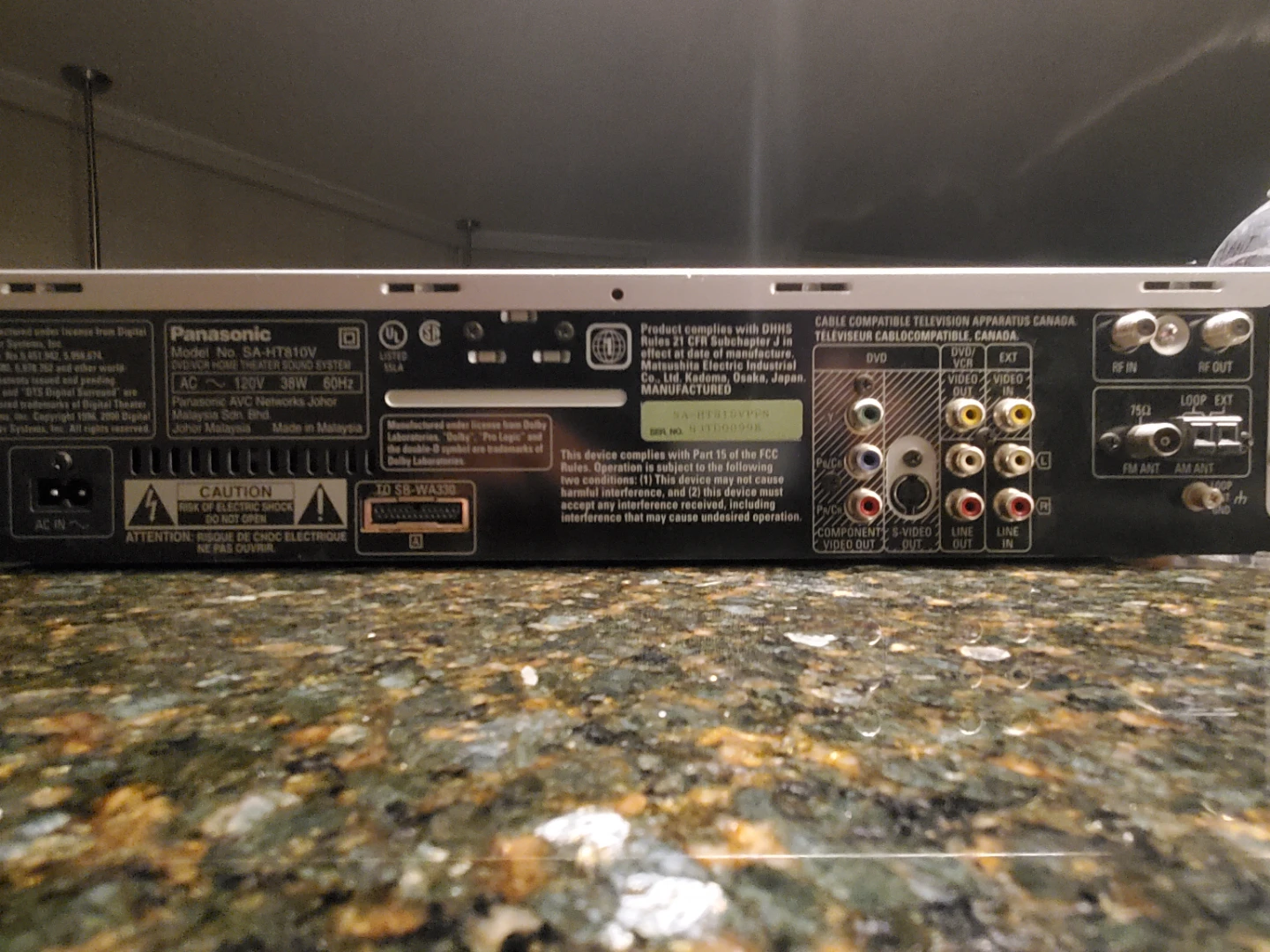 Panasonic SA-HT810V DVD/VCR Home Theater Sound System - photo 2