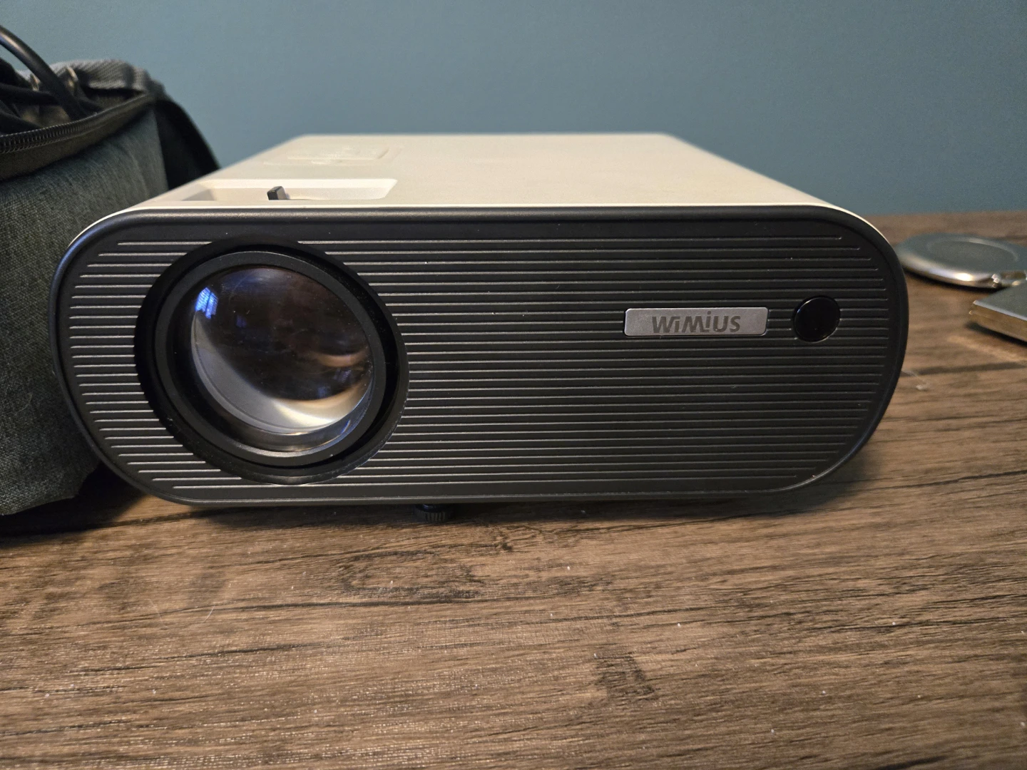 WIMIUS Projector with Case and Remote - photo 2