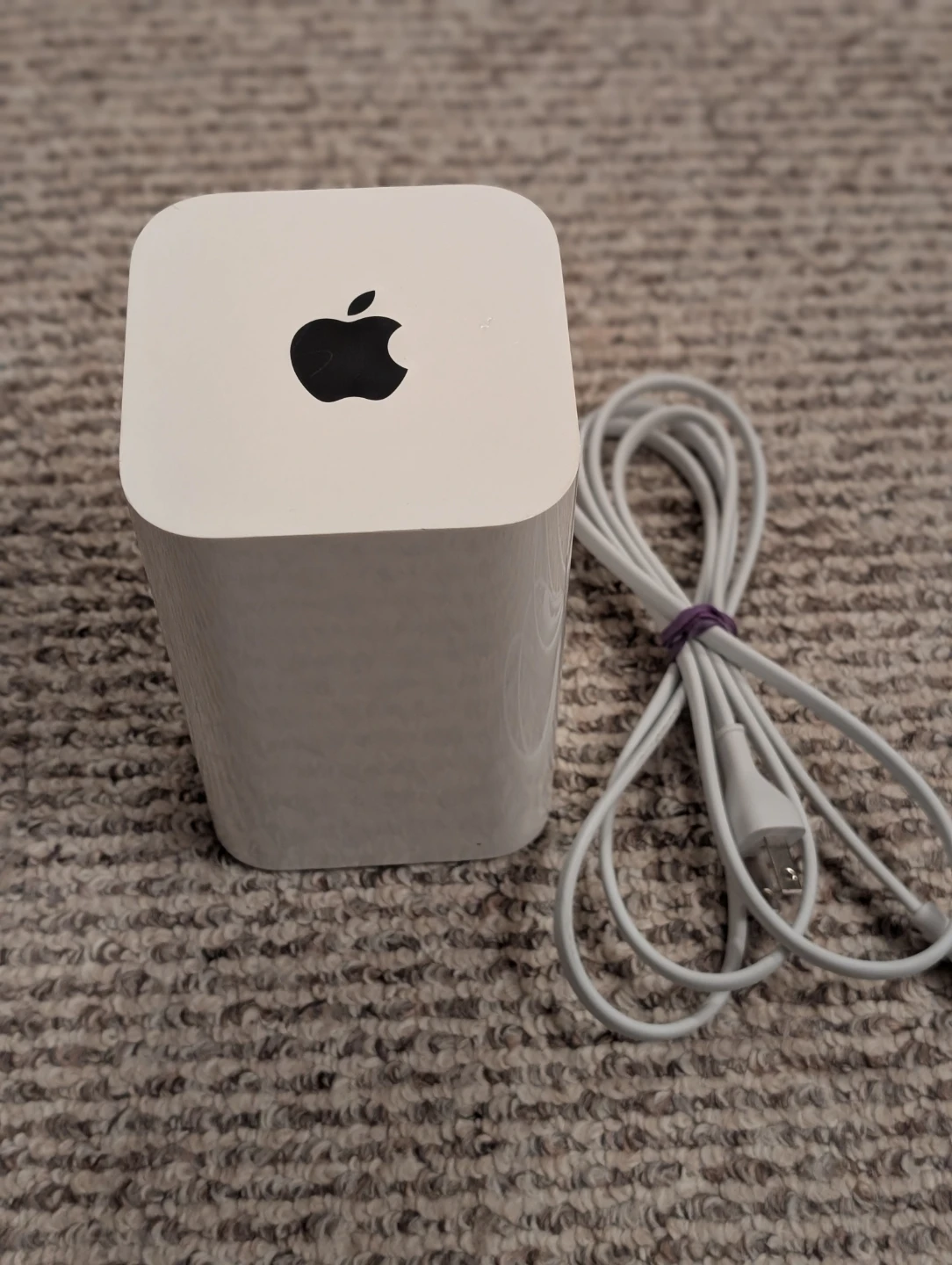 Apple  Airport A1521