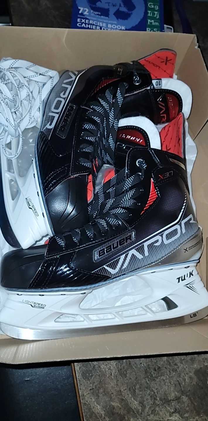 Bauer Vapor X3.7 Hockey Skates Size 10