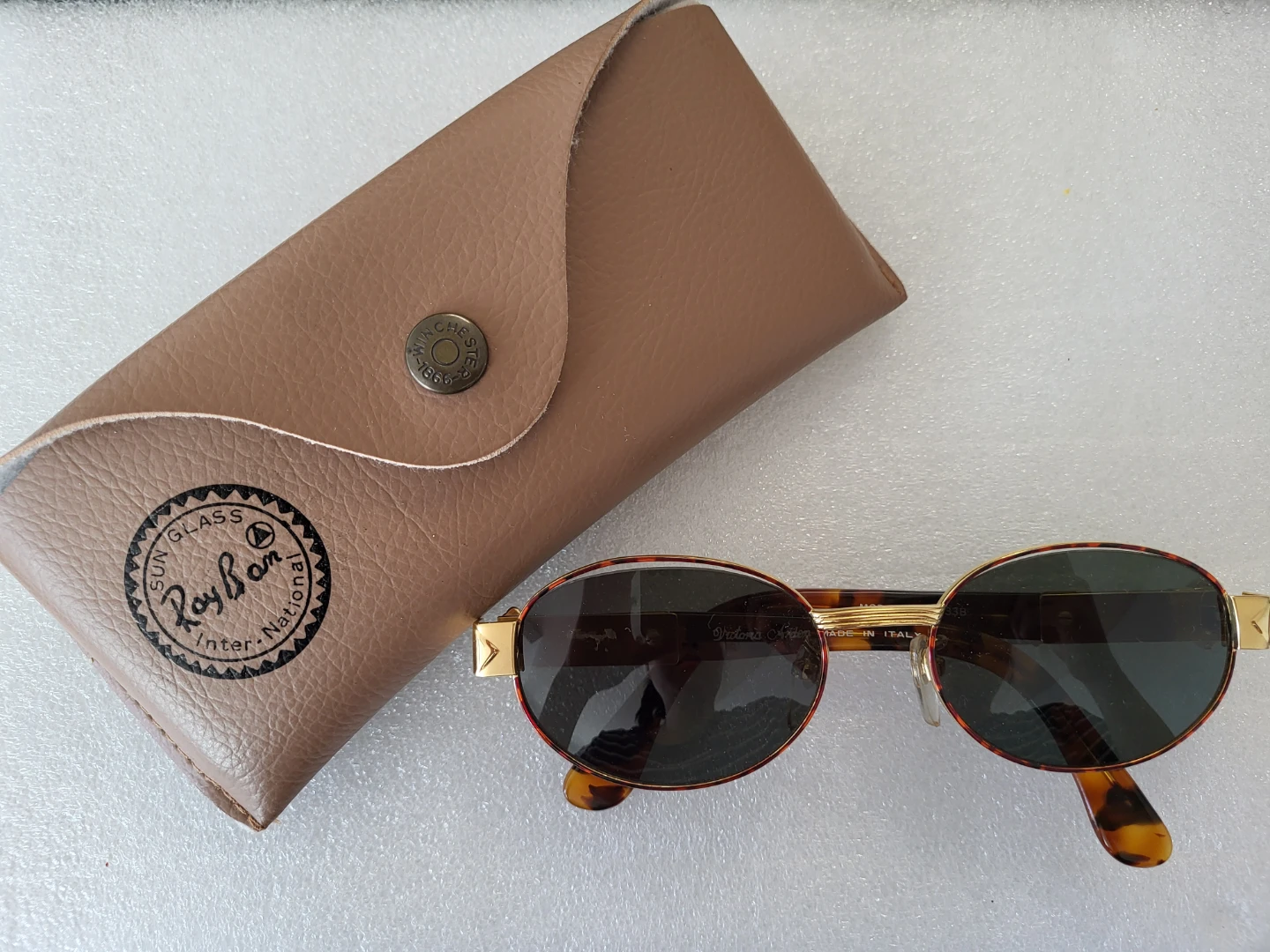 Victoria Arden Oval Sunglasses