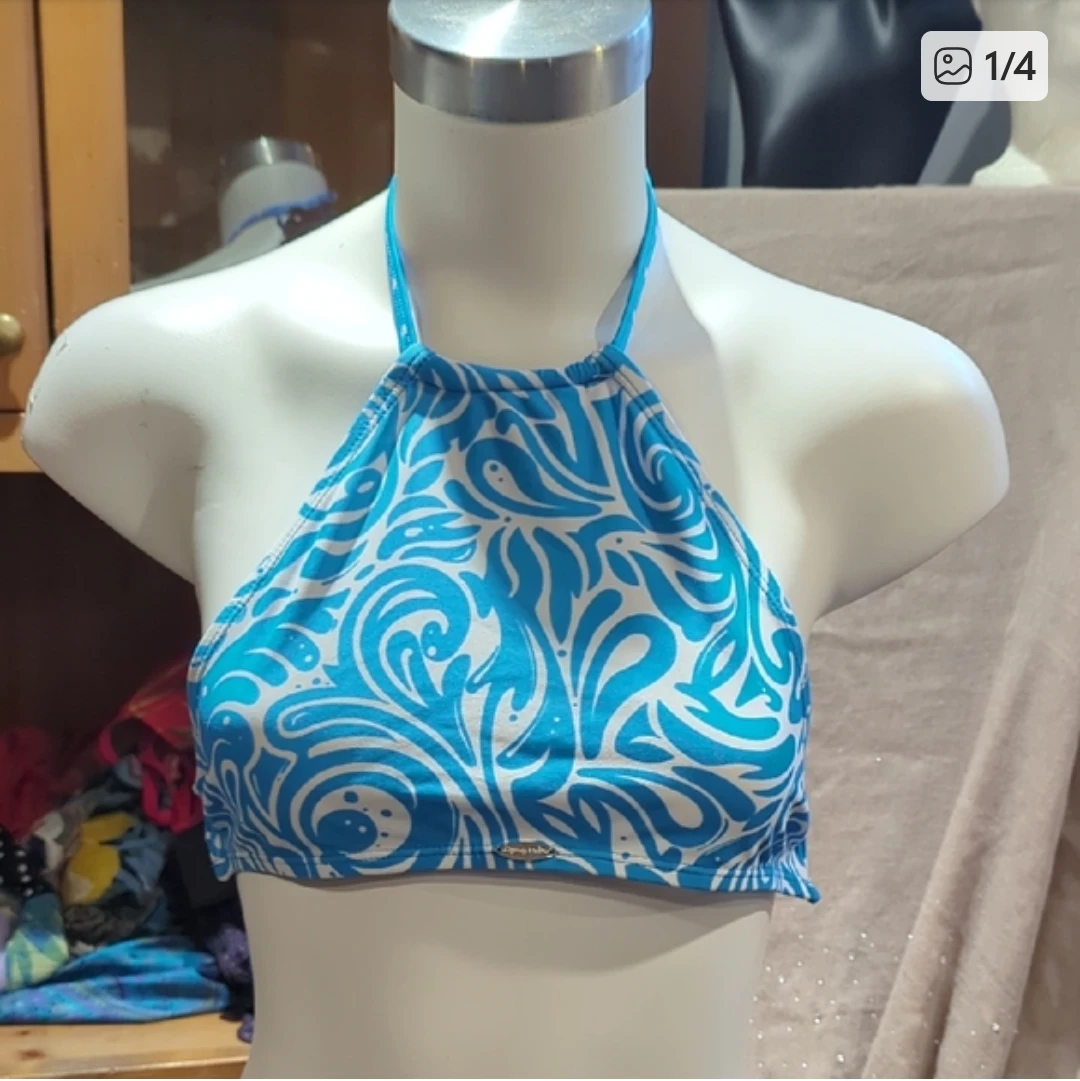 La Blanca Halter Bikini Top