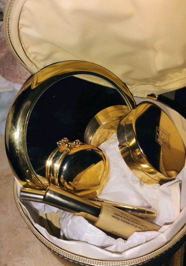 Estee Lauder Cosmetic Bag with Makeup Mirror and Compact