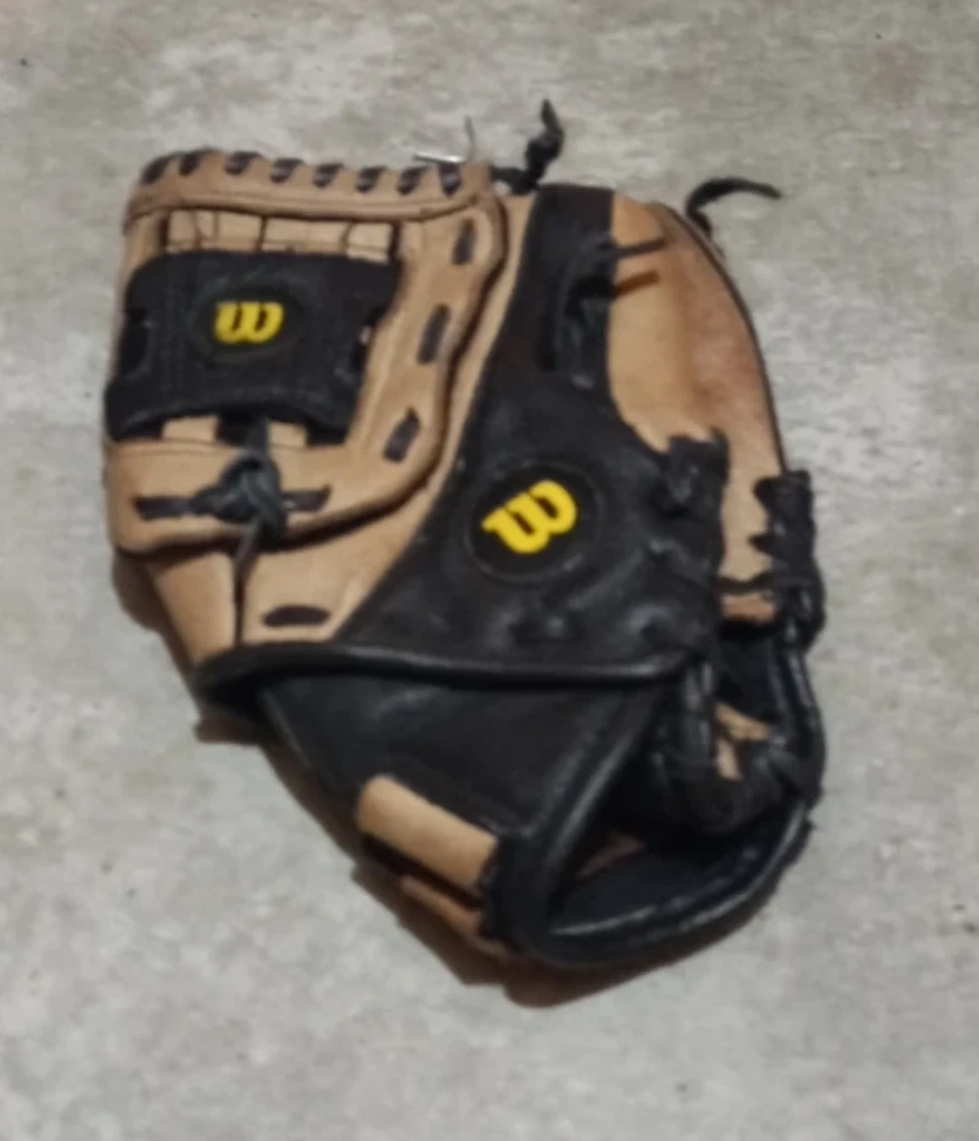 🛋️🥕Kids Wilson Baseball Glove