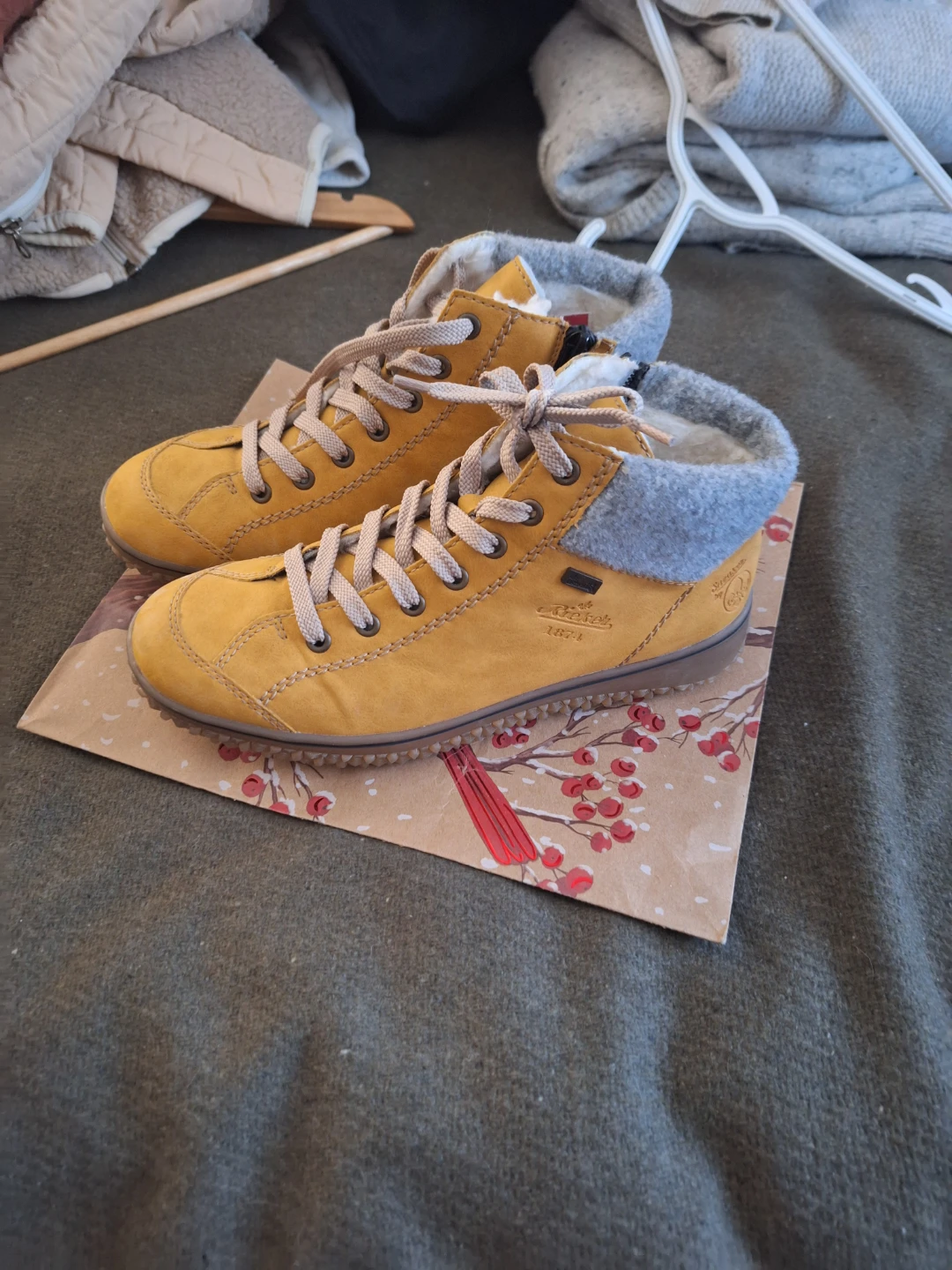 Rieker Women's Yellow Winter Boots