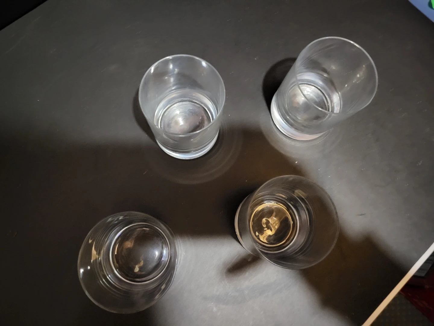 Set of 4 Clear Glass Tumblers - photo 2