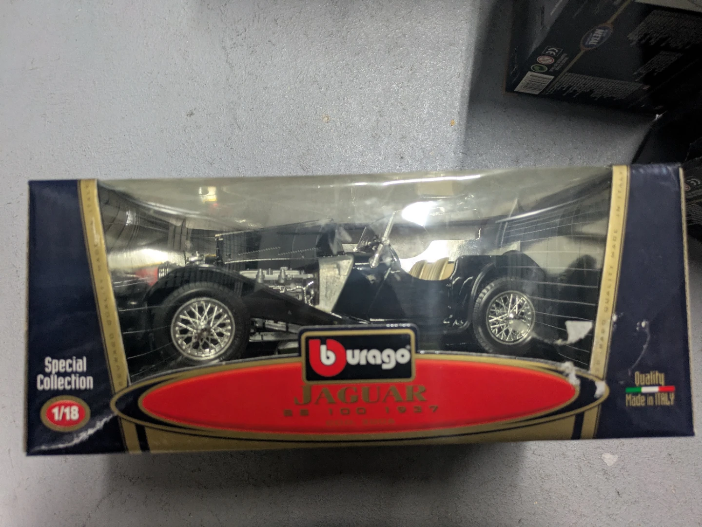Burago Jaguar SS 100 1937 Special Collection 1:18 Model Car